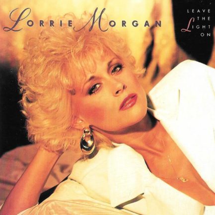 Lorrie Morgan - Leave The Light On