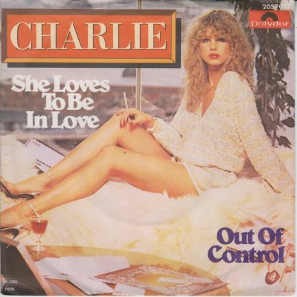 Charlie - She Loves To Be In Love