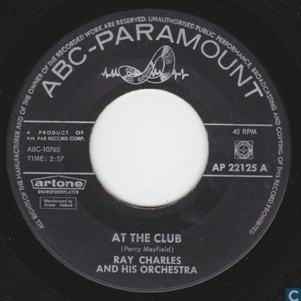 Ray Charles And His Orchestra - At The Club / Hide 'Nor Hair