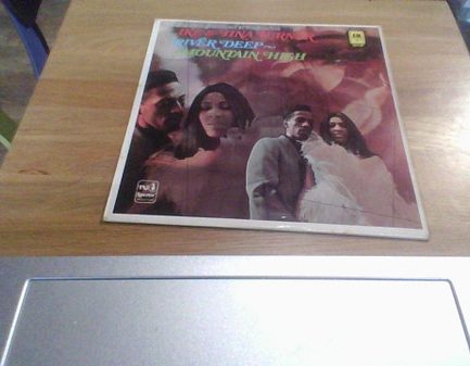 Ike & Tina Turner - River Deep ~ Mountain High
